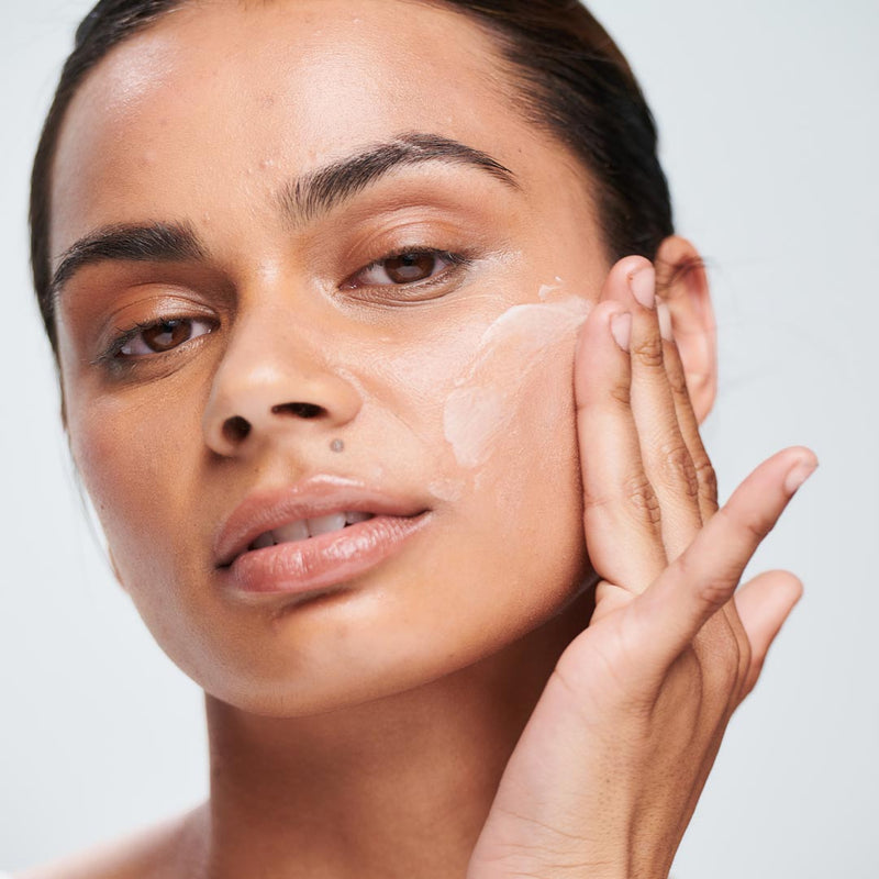 Système de soins de la peau vitaminés en 4 étapes